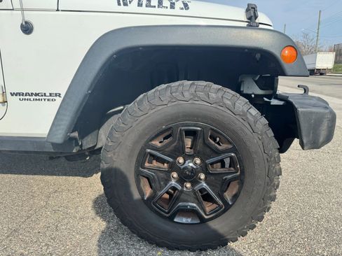 Used 2016 Jeep Wrangler Unlimited Sport AWD/4WD image 27