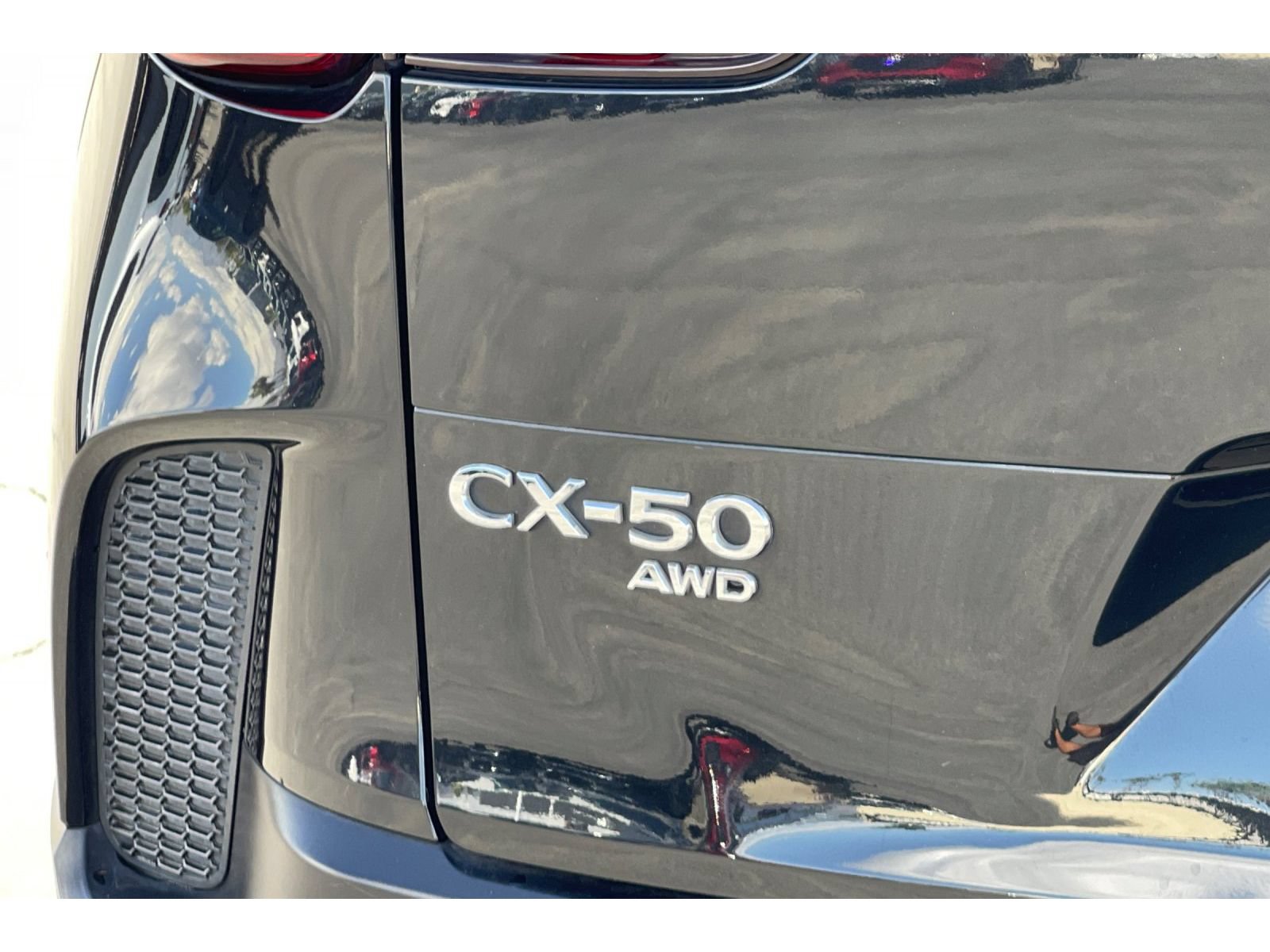 Certified 2024 MAZDA CX-50 AWD 2.5 S w/ Preferred Package image 18