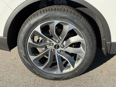 New 2026 Lincoln Aviator Reserve image 4