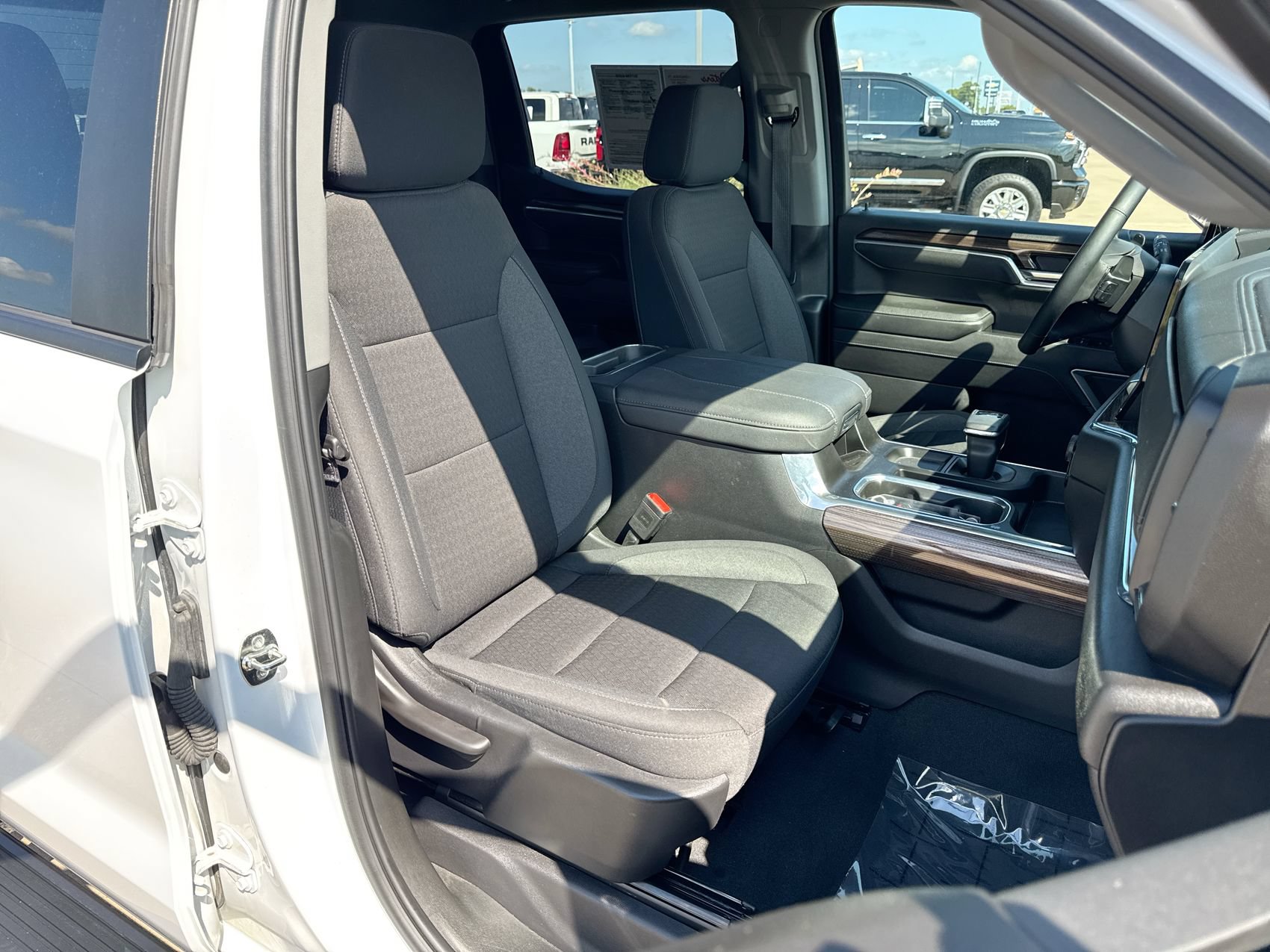 Used 2025 Chevrolet Silverado 1500 RST RWD image 24