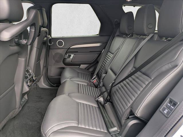 New 2026 Land Rover Discovery Limited Edition AWD/4WD image 16