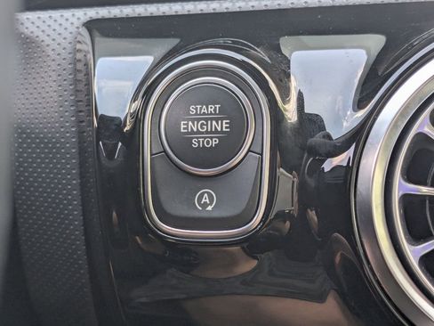 Certified 2022 Mercedes-Benz A 220 4MATIC image 15