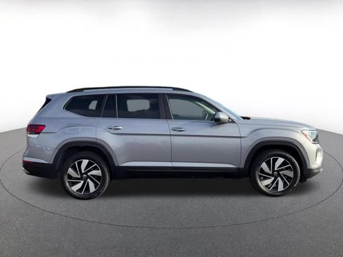 Used 2026 Volkswagen Atlas SE FWD image 16