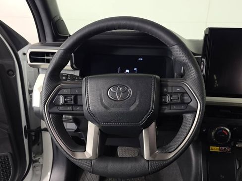 Used 2024 Toyota Tacoma TRD Off-Road w/ TRD Off Road Upgrade Package image 13