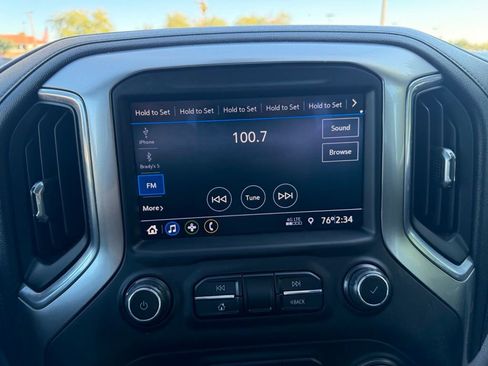 Used 2020 Chevrolet Silverado 1500 LT image 33