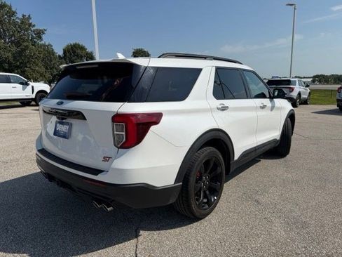 Used 2023 Ford Explorer ST w/ Equipment Group 401A AWD/4WD image 9