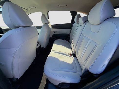 New 2026 Hyundai Tucson SEL FWD image 18