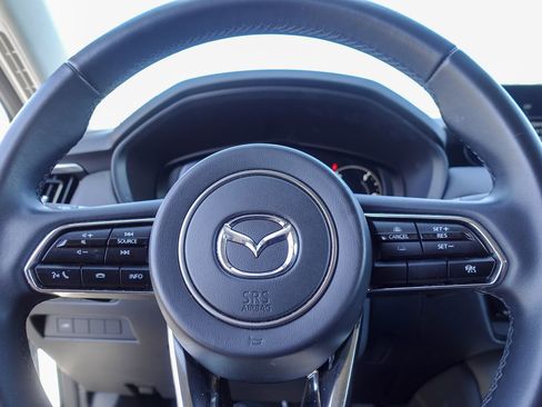 Used 2024 MAZDA CX-90 Plug-In Hybrid w/ Preferred AWD/4WD image 19