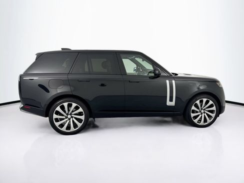 Certified 2025 Land Rover Range Rover Autobiography AWD/4WD image 4