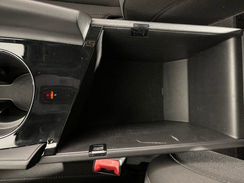 Certified 2025 Hyundai Elantra SEL FWD image 25