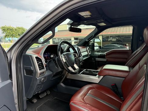 Used 2022 Ford F350 Platinum AWD/4WD image 14