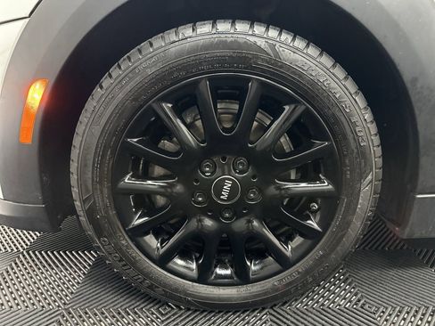 Used 2023 MINI Cooper 2-Door Hardtop image 35