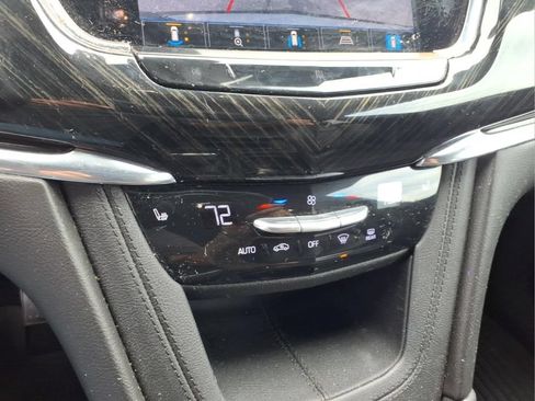 Used 2021 Cadillac XT6 Premium Luxury AWD/4WD image 12