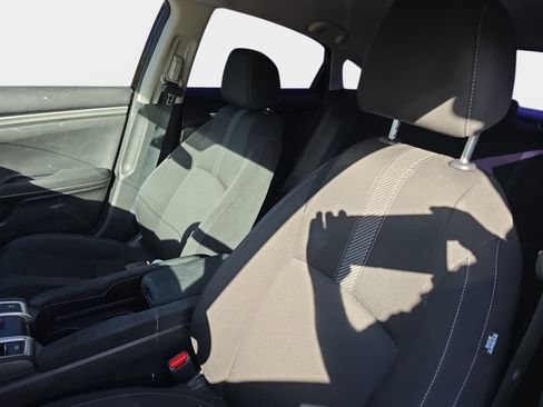 Used 2018 Honda Civic LX image 10