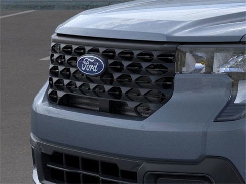 New 2025 Ford Maverick XLT w/ XLT Luxury Package image 18