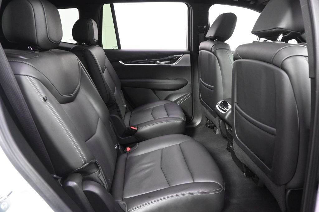 Used 2024 Cadillac XT6 Premium Luxury AWD/4WD image 18