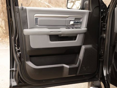 Used 2019 RAM 1500 Big Horn image 26