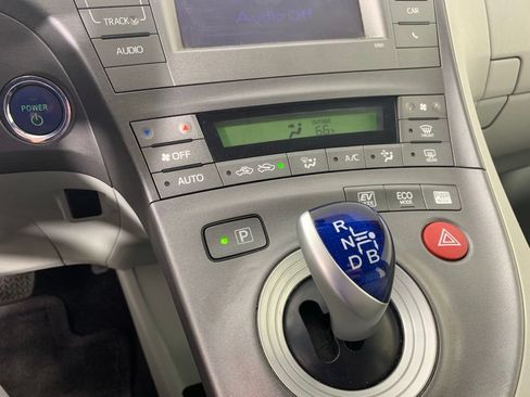 Used 2012 Toyota Prius Two FWD image 27