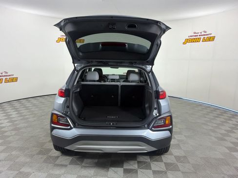 Used 2021 Hyundai Kona Limited FWD image 5
