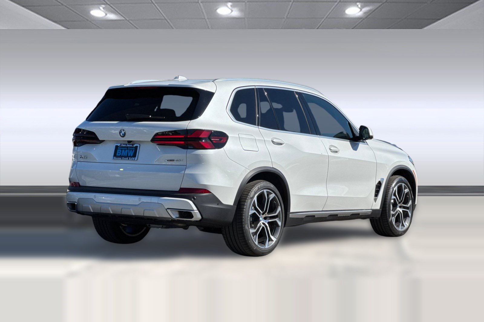 Used 2026 BMW X5 xDrive40i AWD/4WD image 8