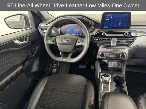 Used 2025 Ford Escape ST-Line image 40