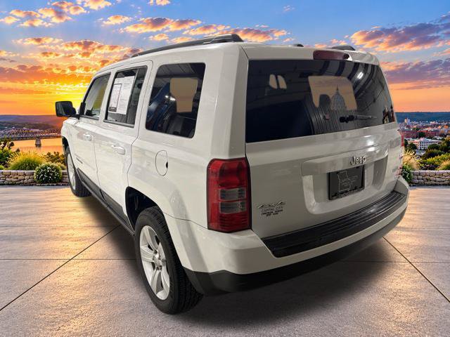 Used 2011 Jeep Patriot Latitude AWD/4WD image 7