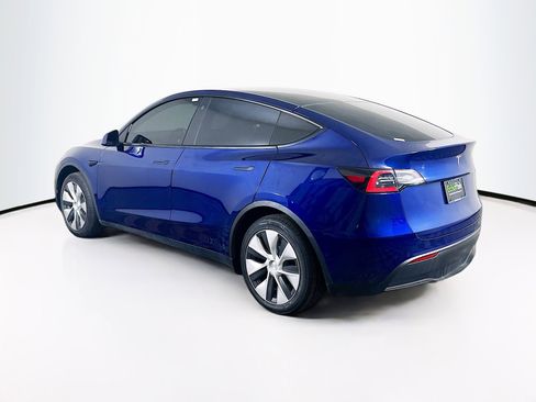 Used 2021 Tesla Model Y 2WD image 5