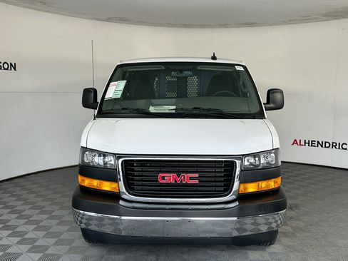 Used 2024 GMC Savana 2500 Work Van w/ Driver Convenience Package image 8
