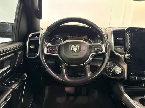 Used 2020 RAM 1500 Laramie AWD/4WD image 4