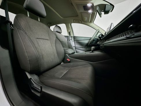 Used 2025 Honda Accord SE image 30