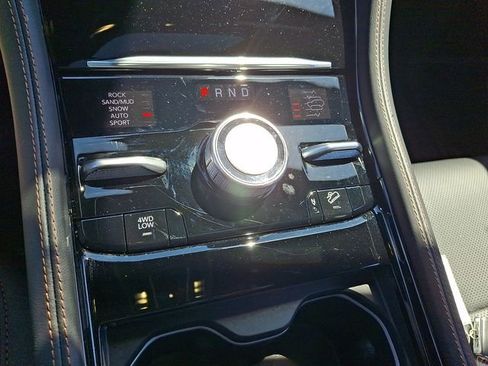 Used 2025 Jeep Grand Cherokee L Summit AWD/4WD image 16