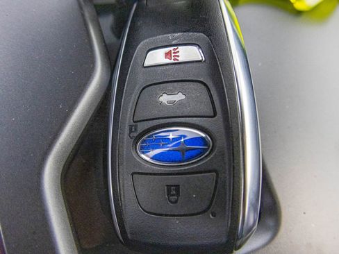 Used 2025 Subaru Crosstrek 2.0i Premium image 28