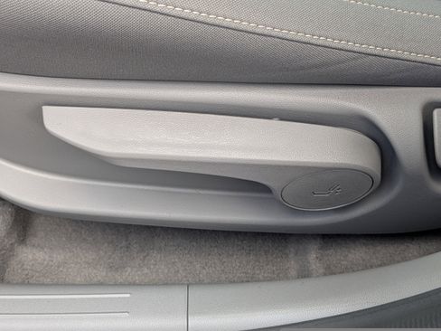 New 2025 Hyundai Elantra Sport image 19