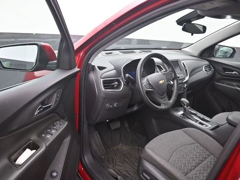 Used 2023 Chevrolet Equinox LT FWD image 9