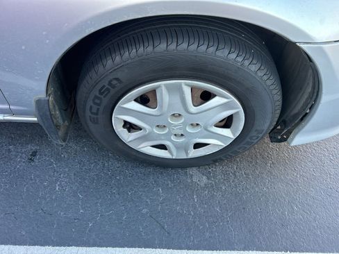 Used 2004 Honda Civic VP image 2