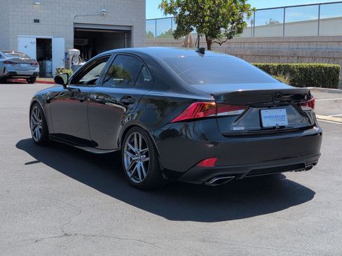 Used 2018 Lexus IS 300 F Sport RWD image 8