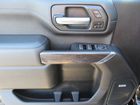 Certified 2020 Chevrolet Silverado 2500 LTZ image 26