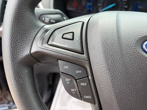 Used 2024 Ford Edge SE AWD/4WD image 13