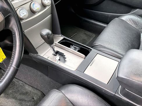 Used 2010 Toyota Camry SE image 14