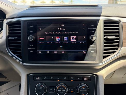 Used 2018 Volkswagen Atlas SE FWD image 12