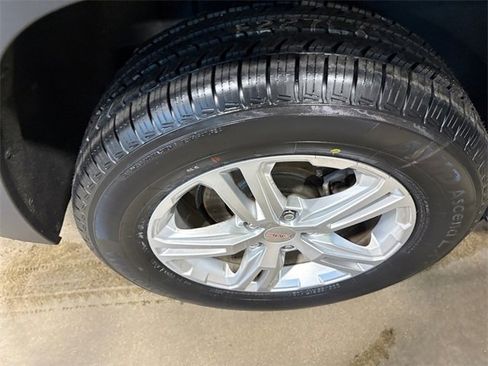 Used 2019 GMC Terrain SLE w/ Driver Convenience Package image 18