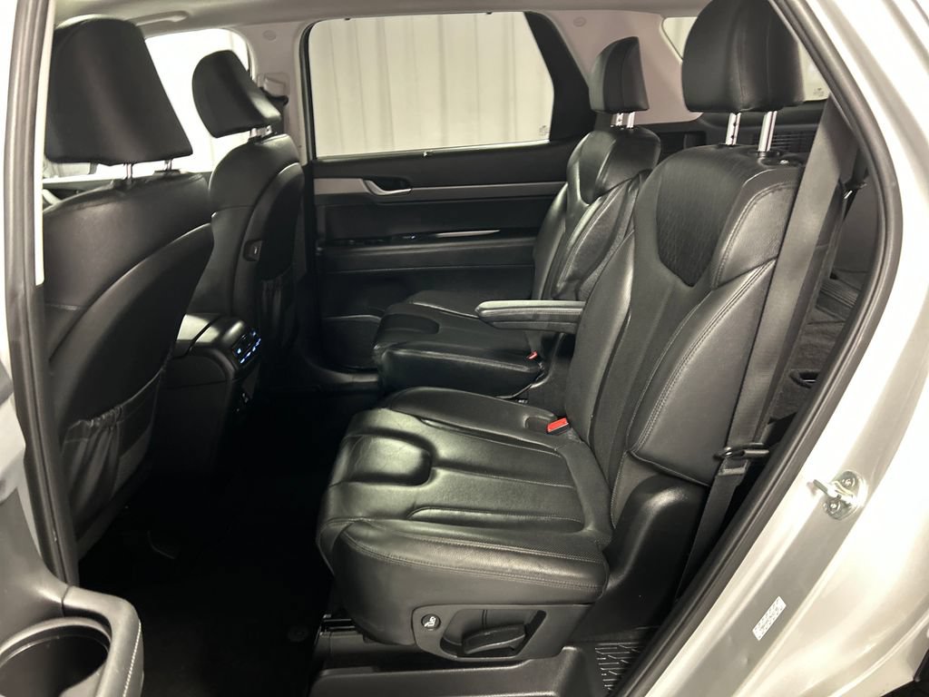 Used 2022 Hyundai Palisade SEL w/ Premium Package FWD image 22