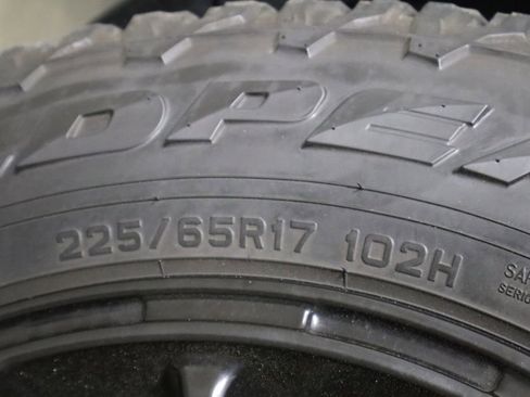 Used 2023 Toyota RAV4 XLE image 38