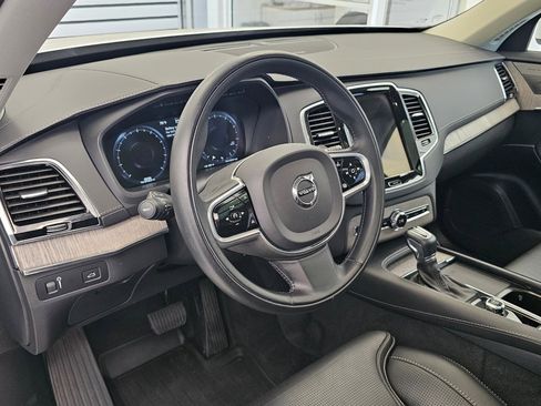Certified 2022 Volvo XC90 T6 Inscription w/ Climate Package image 24