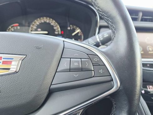 Used 2018 Cadillac XT5 Premium Luxury AWD/4WD image 19