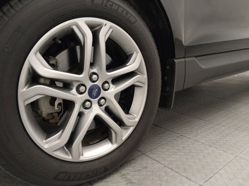 Used 2016 Ford Edge Titanium w/ Equipment Group 301A AWD/4WD image 31