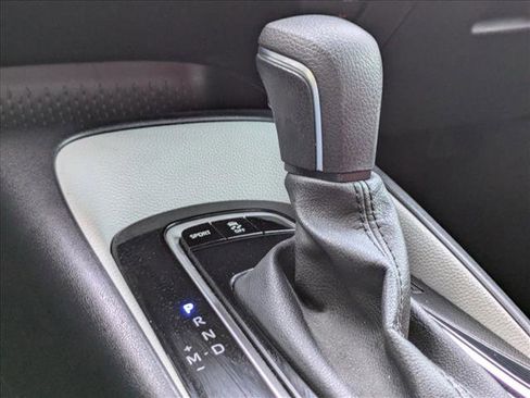 Used 2021 Toyota Corolla SE image 14