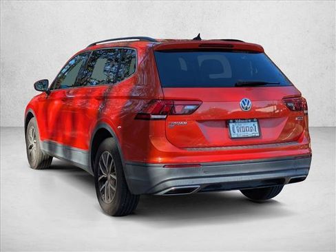 Used 2019 Volkswagen Tiguan SE w/ Panoramic Sunroof Package image 6