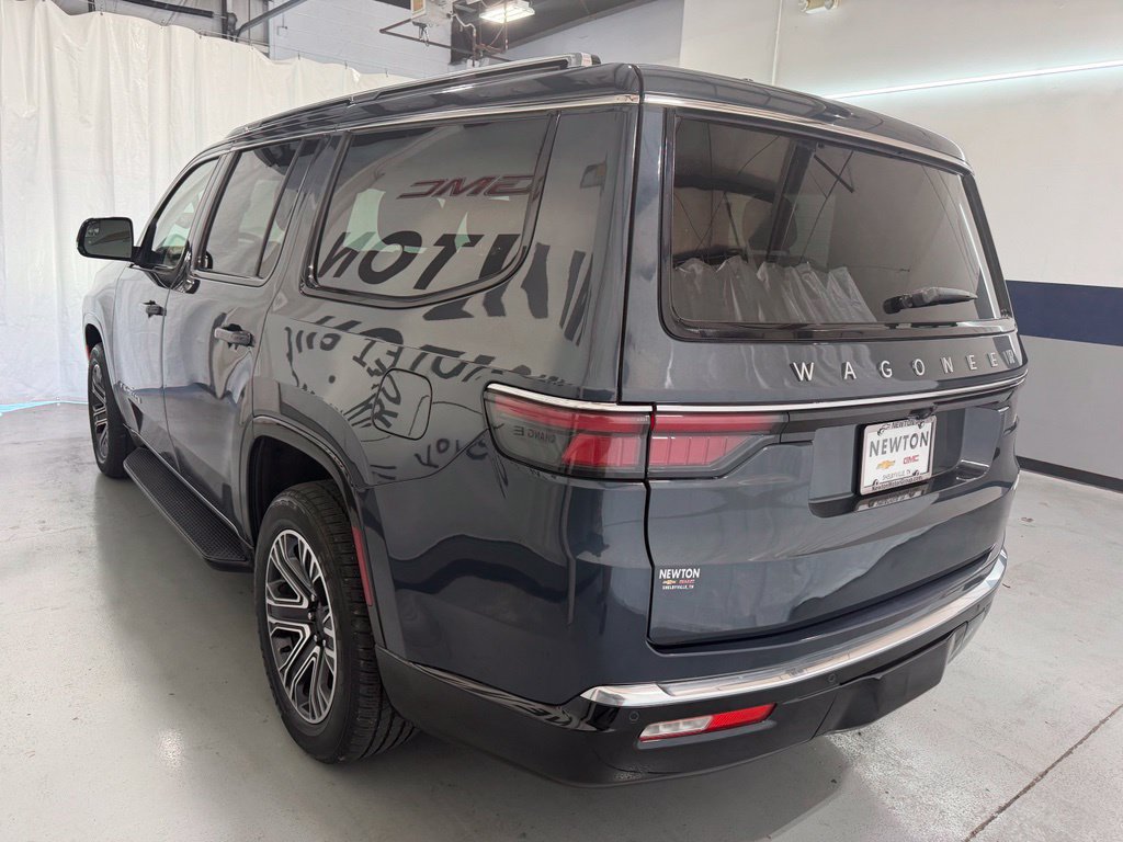 Used 2024 Jeep Wagoneer Series II AWD/4WD image 35