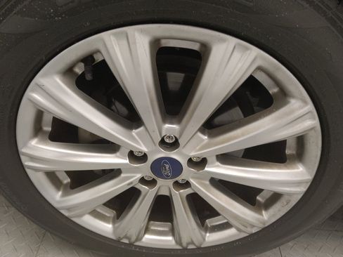Used 2017 Ford Escape Titanium FWD image 31